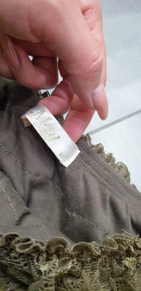 Bluzka hiszpanka z falbanami z koronką May M/L 38/40 zielona khaki