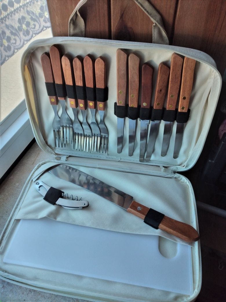Conjunto vintage de talheres em maleta comprados à Redoute