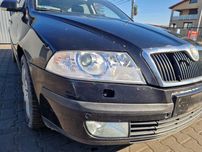 Lampa przód przednia prawa lewa Skoda Octavia II Xenon części