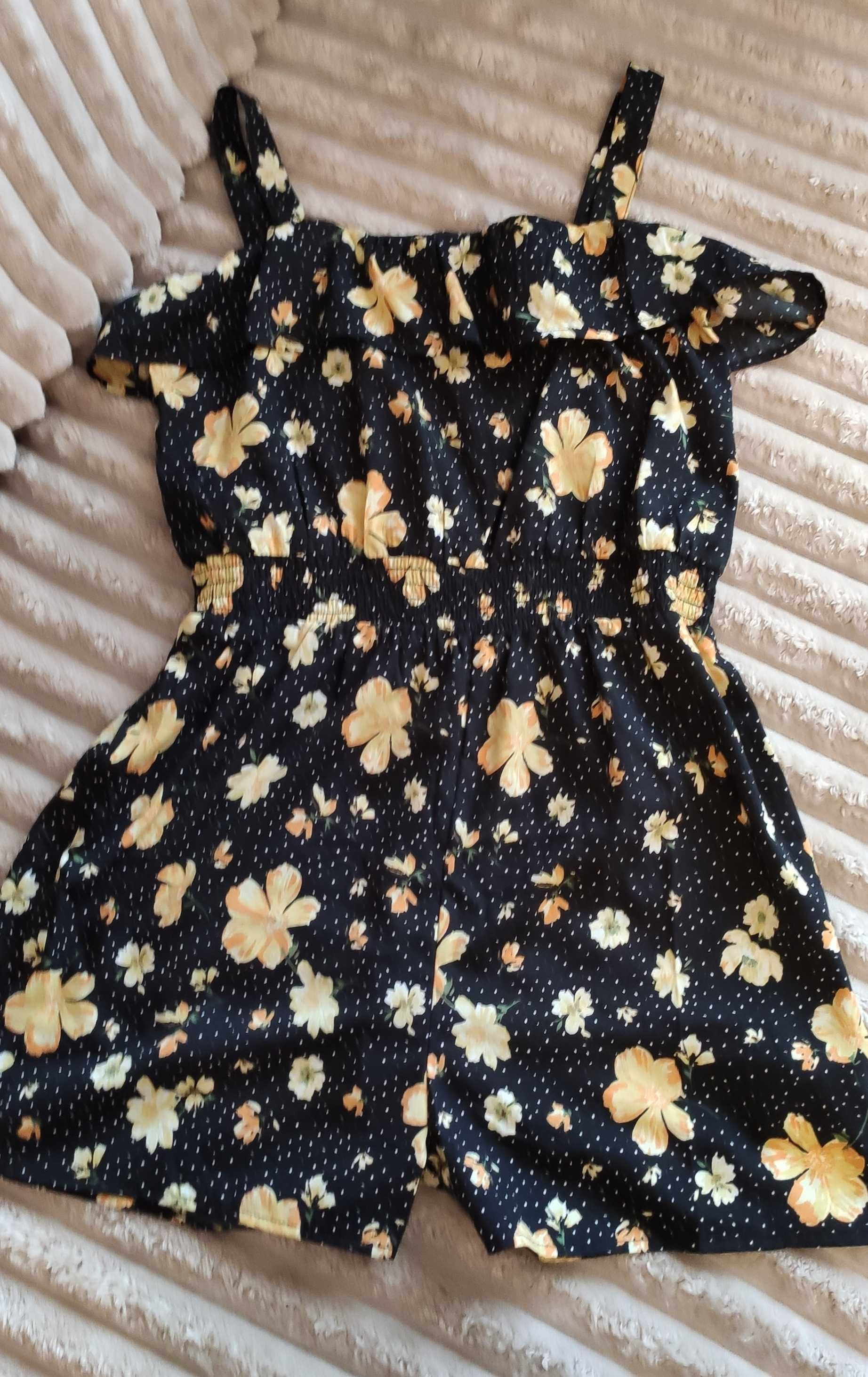 Спіднички, блузки, плаття для дівчинки 152-164