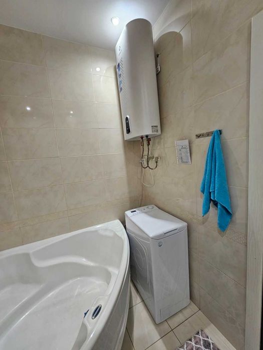 Продам 3-к квартиру (91м2) в кирпиче, ж/м Солнечный, пер. Любарского