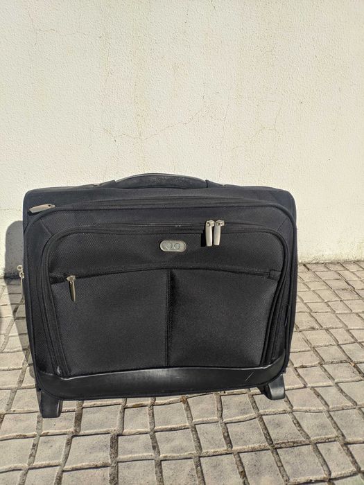 Mala de viagem pequena
