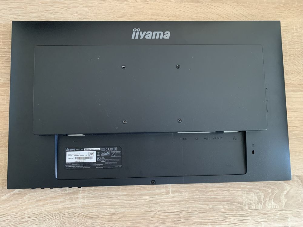 Monitor iiyama 24 PL2492HC z uszkodzną matrycą