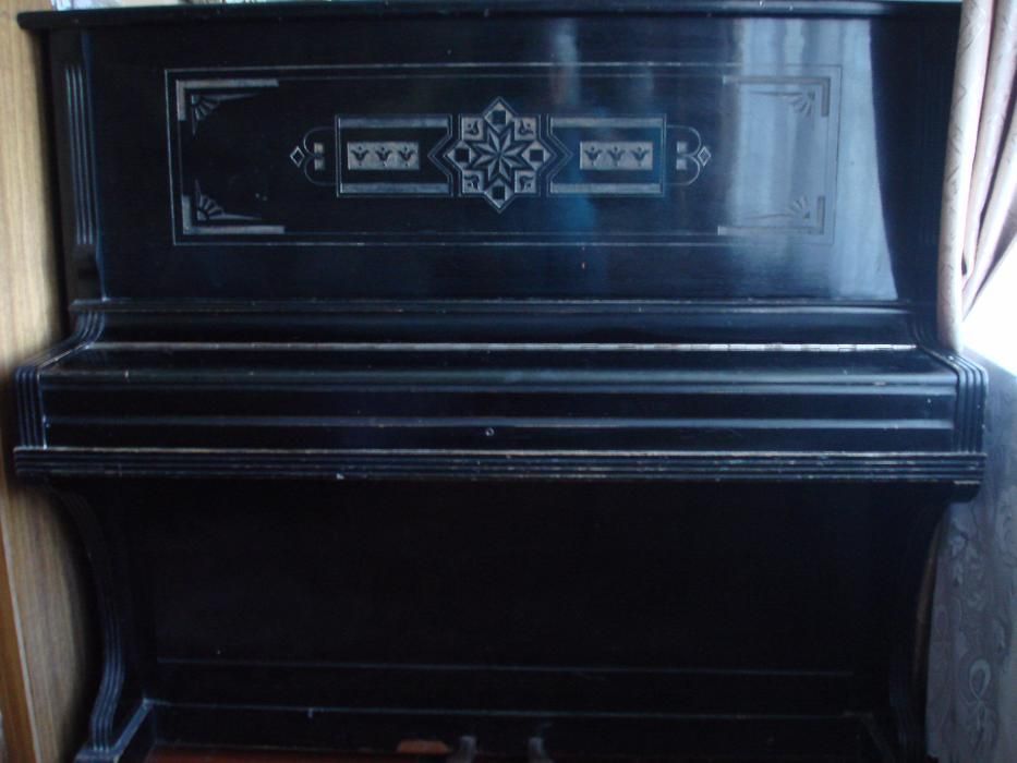 Пианино (фортепиано) "Украина"