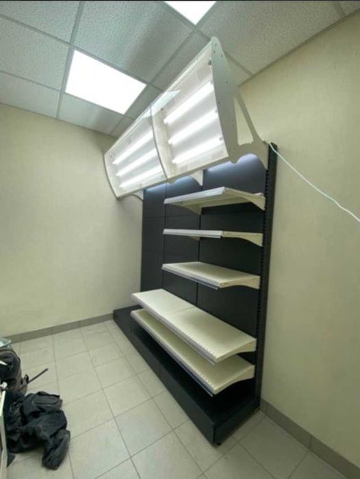 Стеллажи торговые. Кассы. Витрины. Хлебные, кондитерские полки