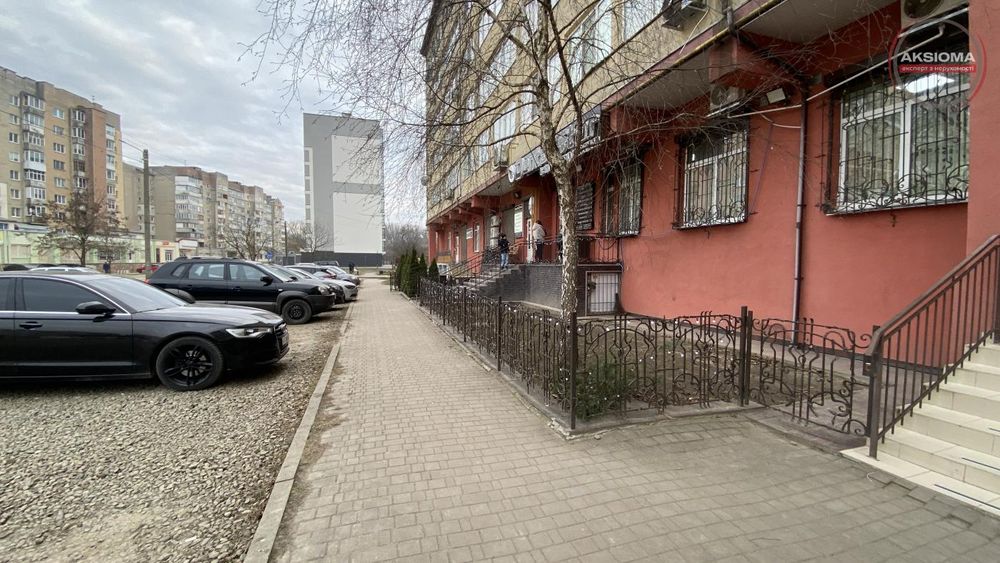 Продаж приміщення 111м під магазин, офіс..
