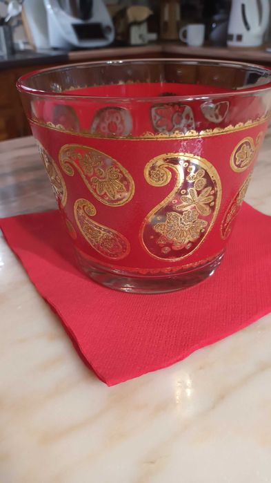 Balde de gelo ou decoração