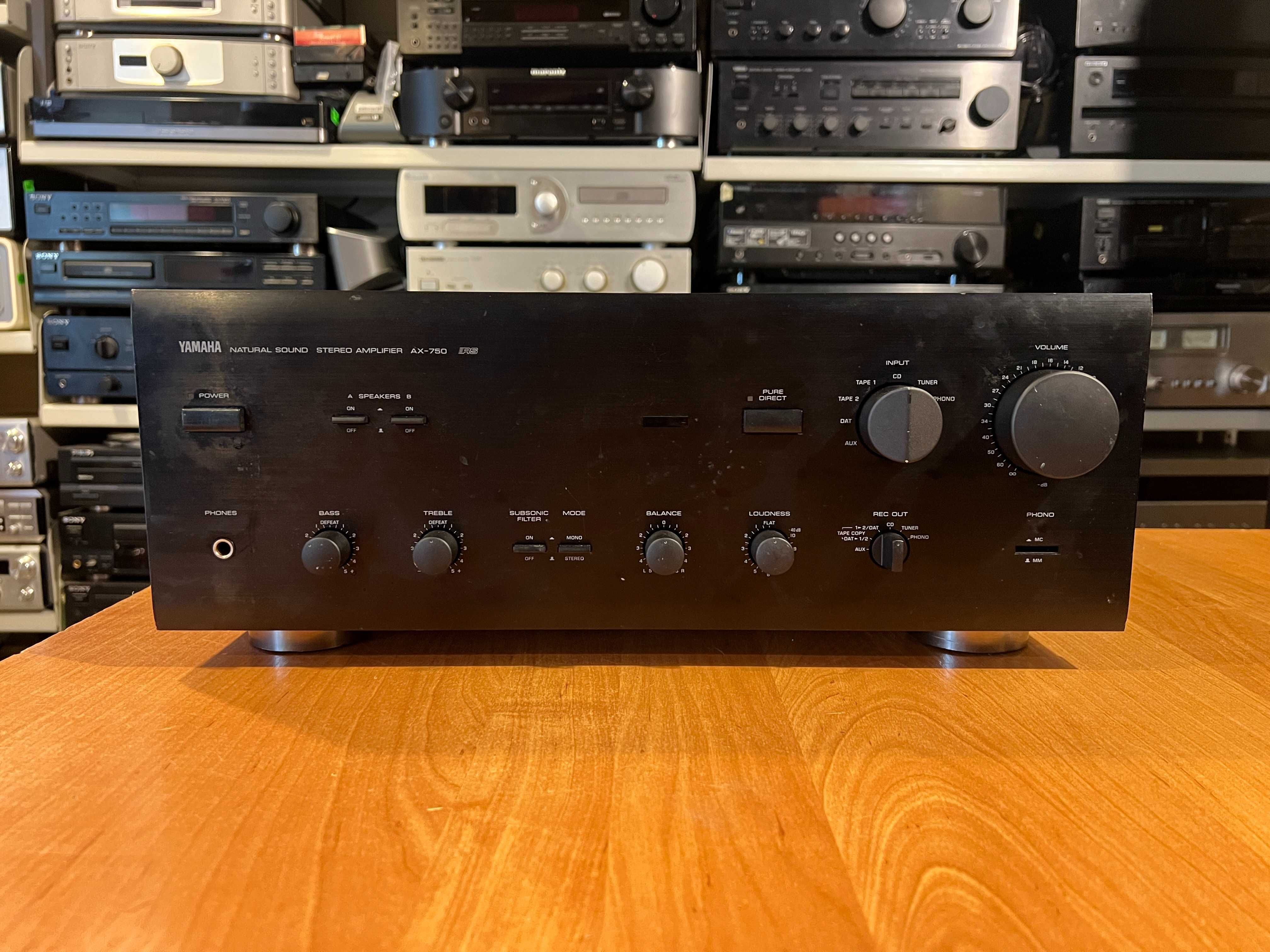 Wzmacniacz Yamaha AX-750 Audio Room