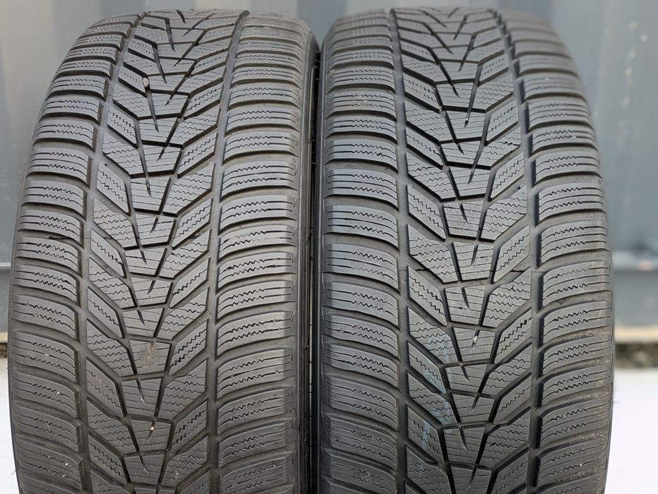 235/45R18 Hankoook WinterIcept Evo 3 Zima