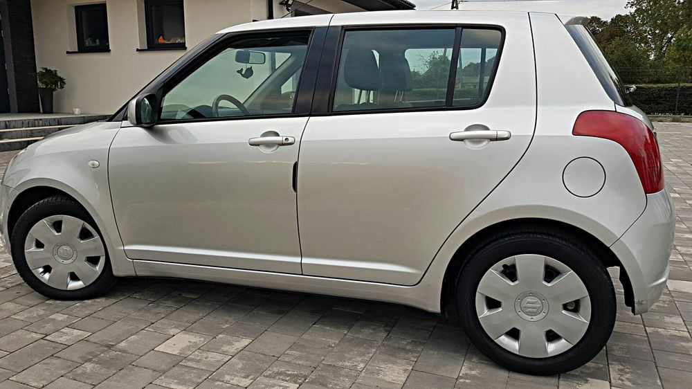 *NIEZNISZCZALNE SUZUKI SWIFT* Niski Przebieg Mroźna Klimatyzacja