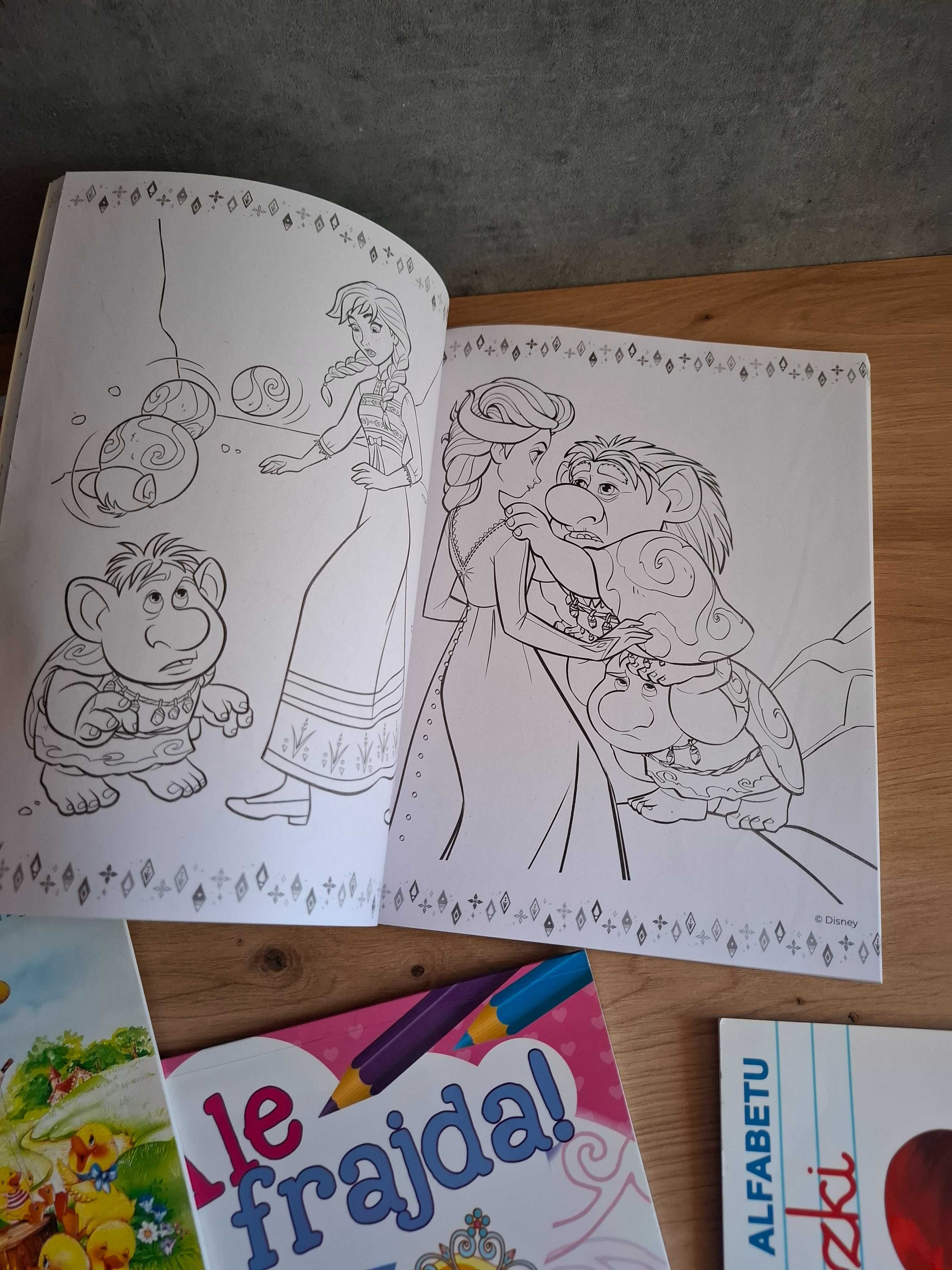 Kolorowanki dla dziewczynki Elsa i Anna księżniczki
