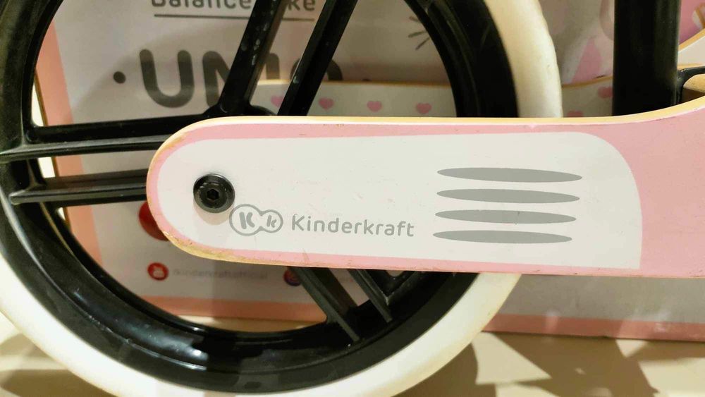 Kinderkraft różowy rowerek biegowy
