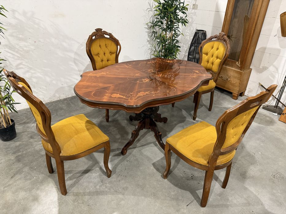 Piękny włoski zestaw stół i krzesła nowa tapicerka super stan wysyłka