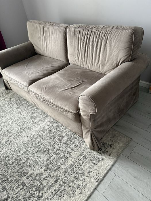 Диван в вітальню НЕ розкладний