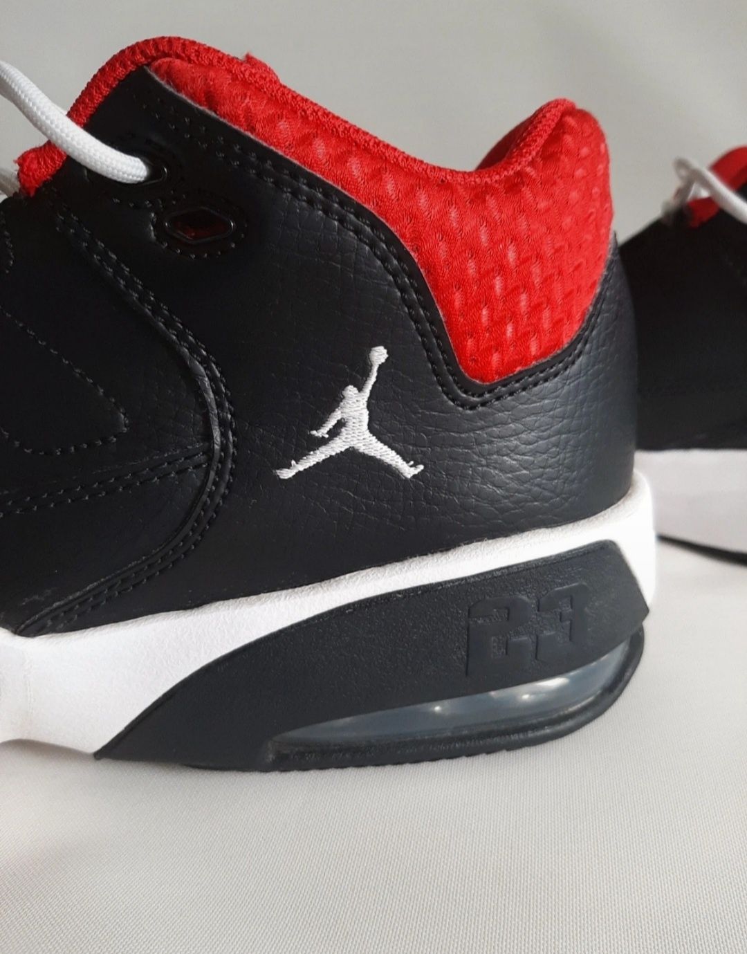 Nike Jordan Max Aura 3