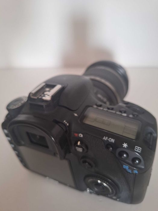 Canon EOS 7D + Obiektyw 17-55 1:2.8 Bateria + Torba