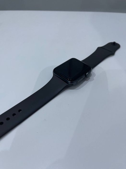 Apple Watch Series 3 42mm б/у