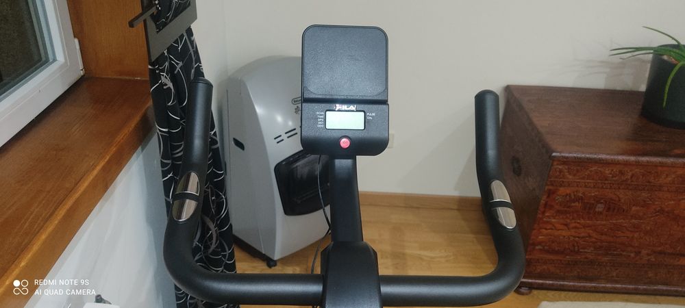 Bicicleta estática fila C100