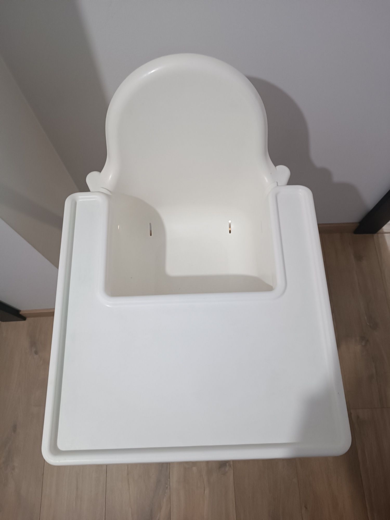Krzesełko do karmienia Ikea z podnóżkiem
