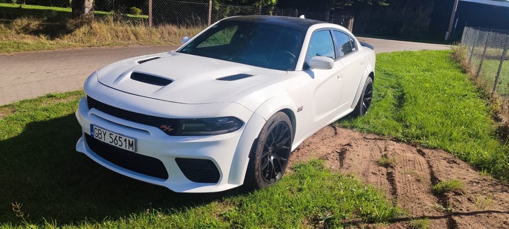 Dodge Charger 5.7V8 + LPG 2016r