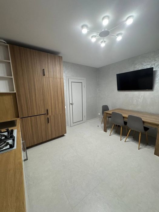 Оренда 2кім квартири на Щасливому.