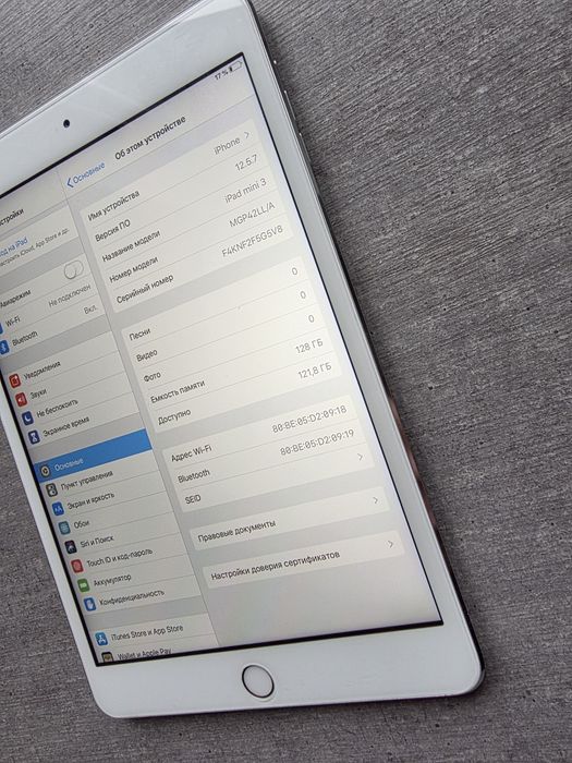 iPad Mini 3. 128GB. Silver. Як новий. Гарантія