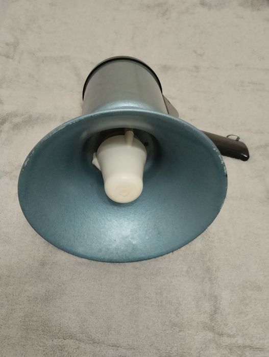 Гучномовець, мегафон