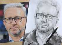 Portret na zamówienie – grafitowy, realistyczny, idealny na prezent