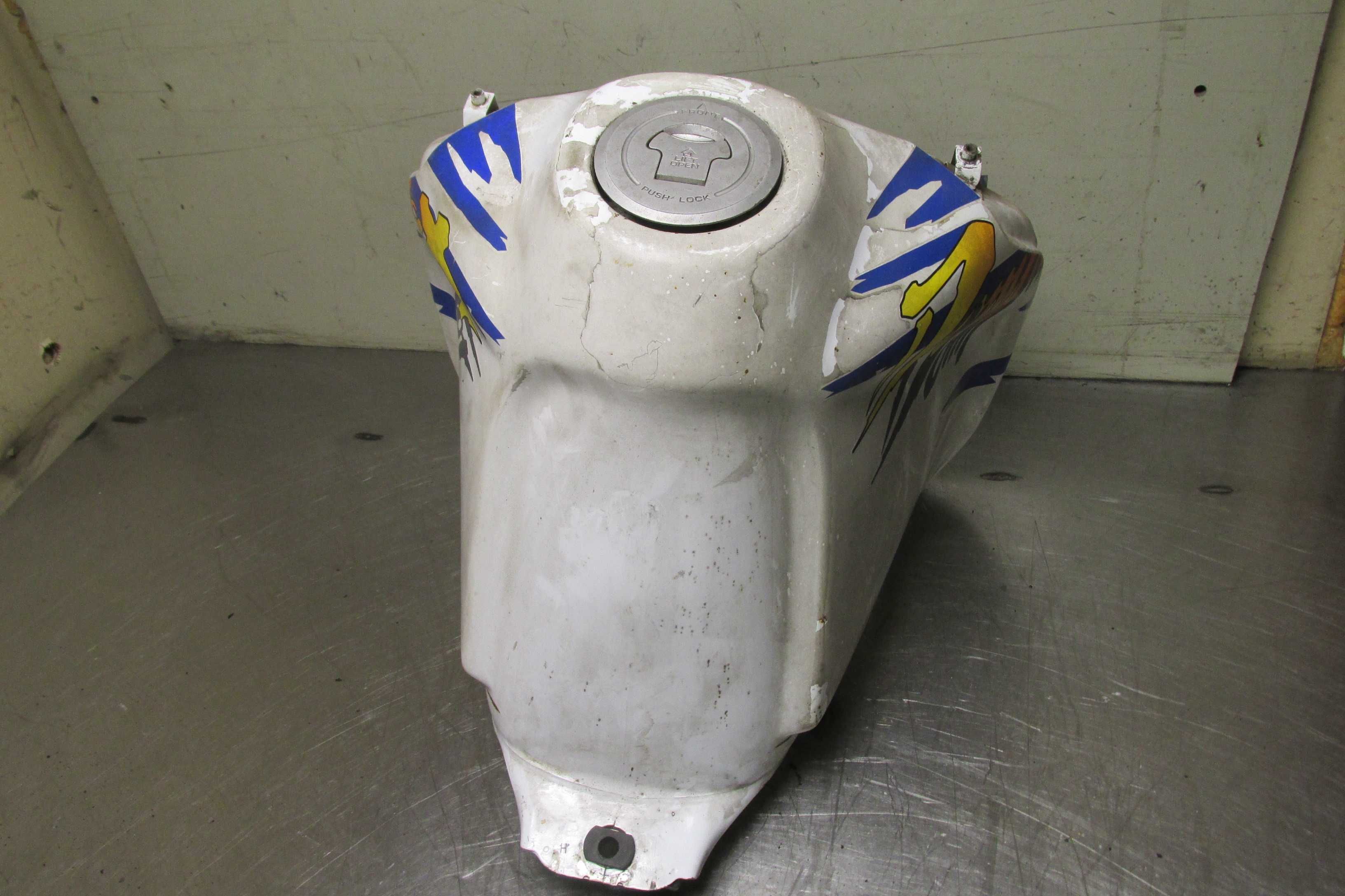 Bak zbiornik paliwa Honda NX 650 Dominator 93r. części