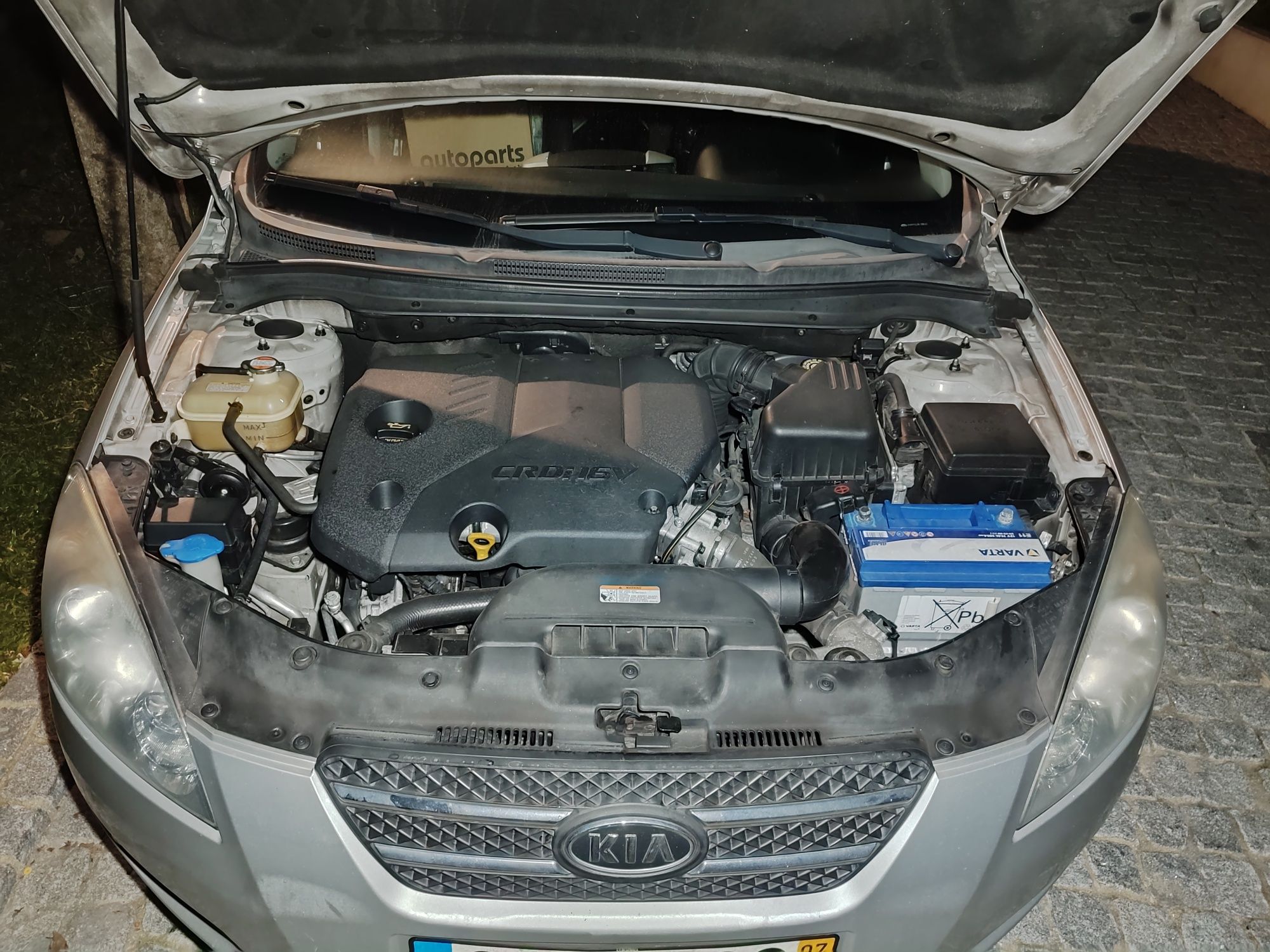 Motor Completo Kia/Hyundai 1.6 crdi 115cv + Caixa 5 Vel.