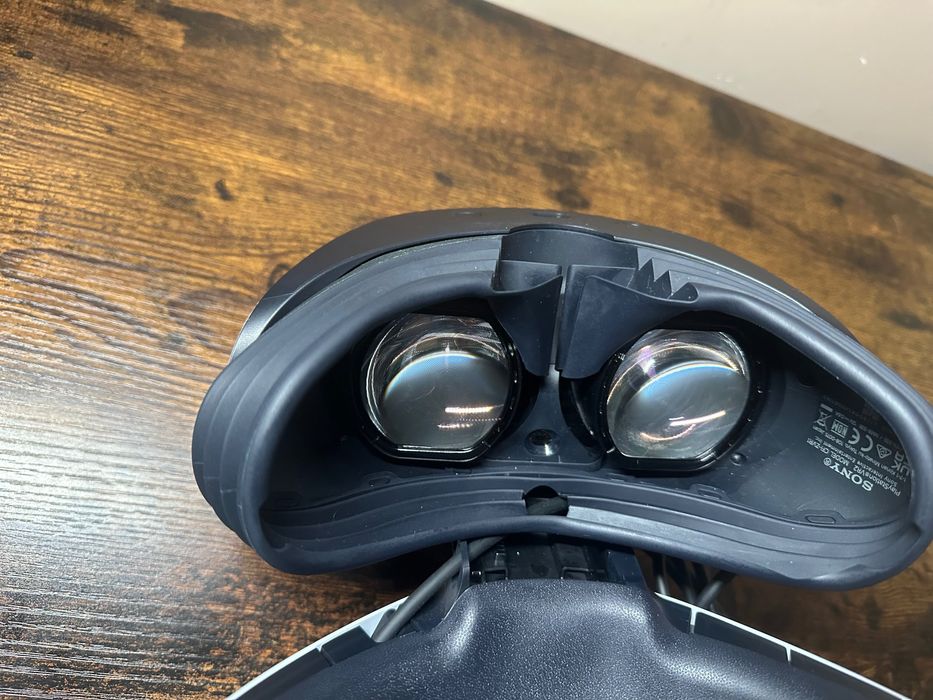Zestaw Playstation PS5 VR2 plus Logitech G923 z stojakiem i drążkiem