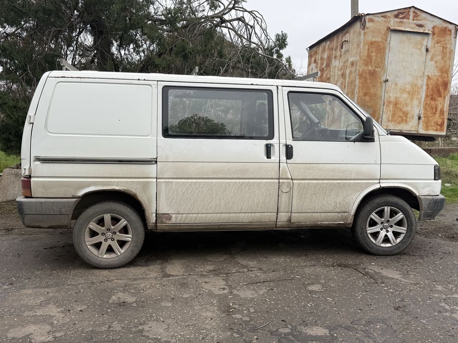 Volkswagen T4 2.4D 1995 Бляха
