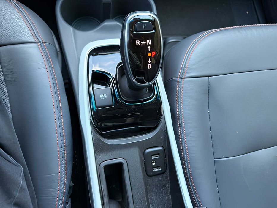 Chevrolet Bolt EV      2020