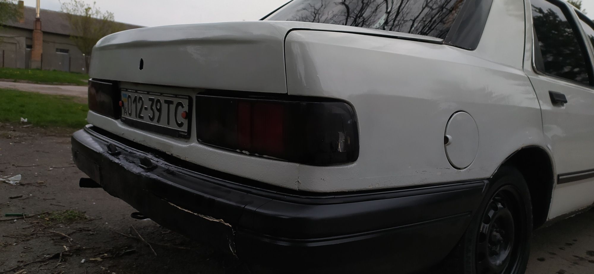 Ford Sierra 2.0 в хорошому стані