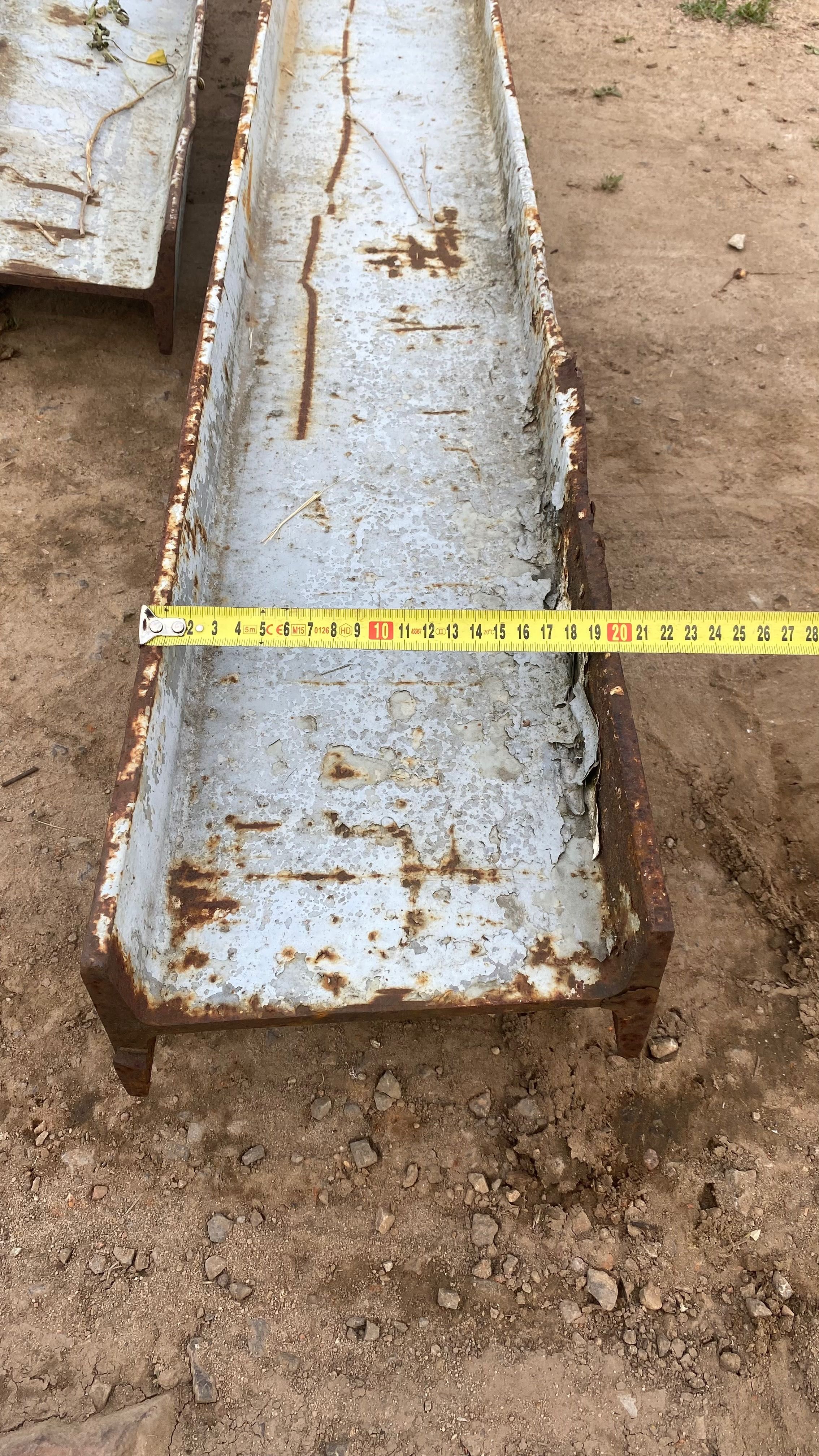 Słupy metalowe  6,5 m  solidne i 4,75 m