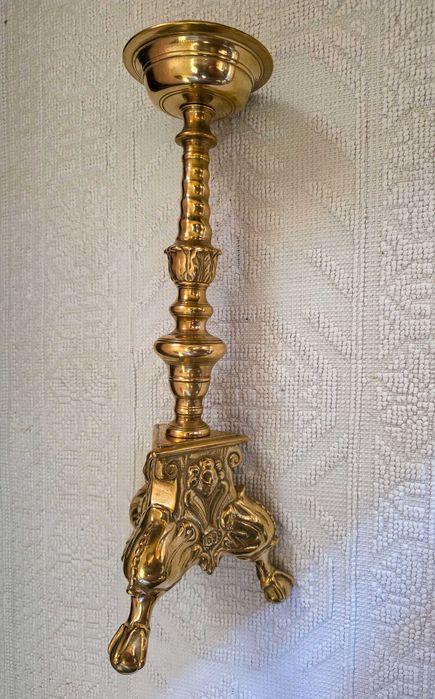 Castiçal antigo de 1699