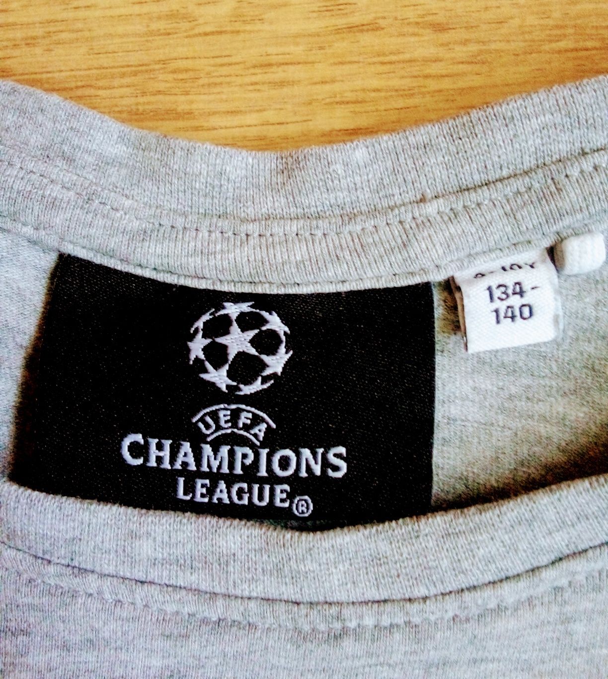 Oryginalna koszulka chłopięca Uefa Champions League 134/140