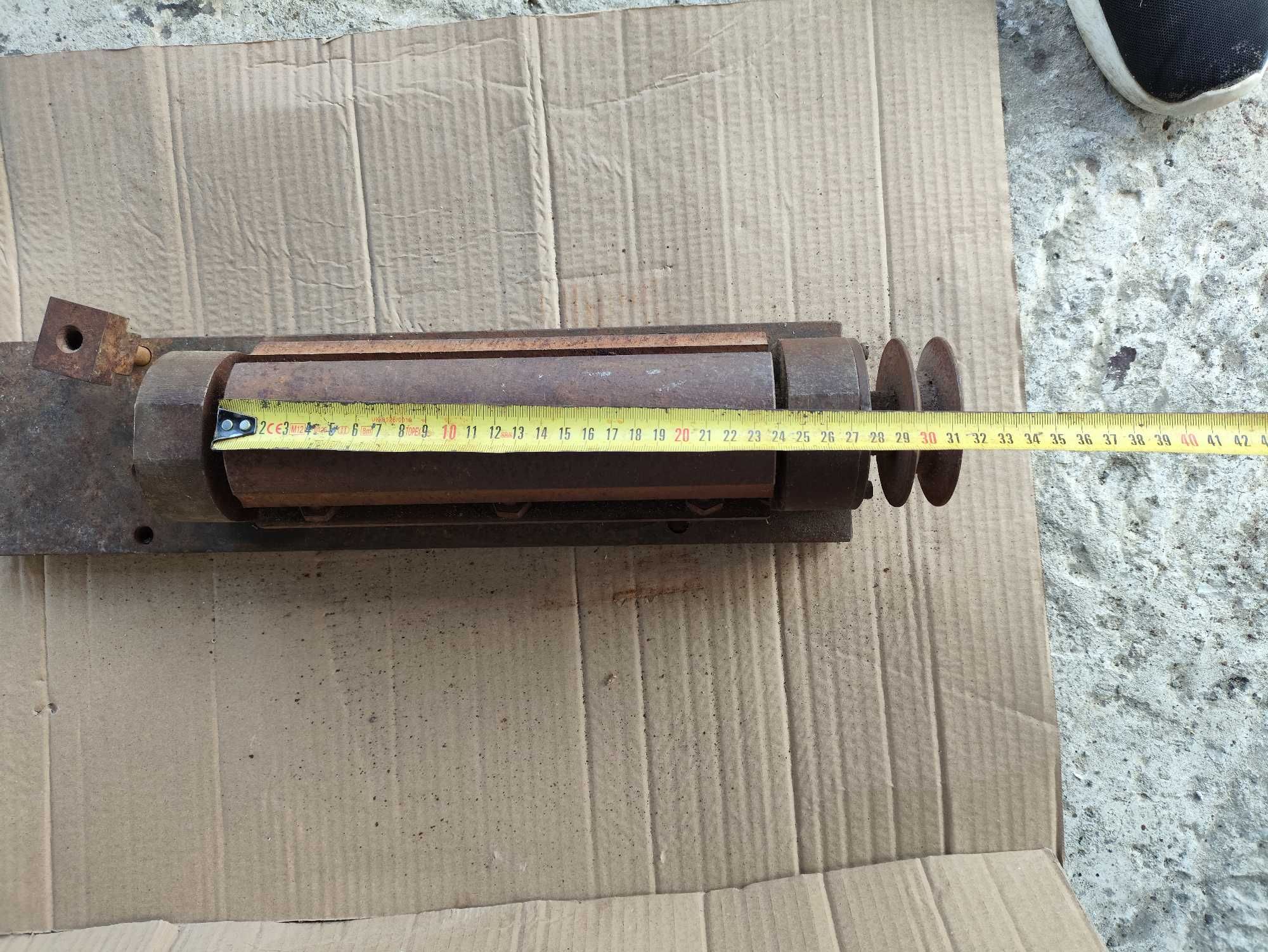 Wałek do frezarki fi 80  długość 25cm