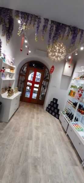 Lokal handlowy frontowy do wynajęcia Kraków ul Krakowska