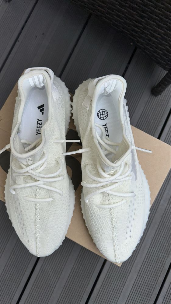 Yeezy Bone 350 v2