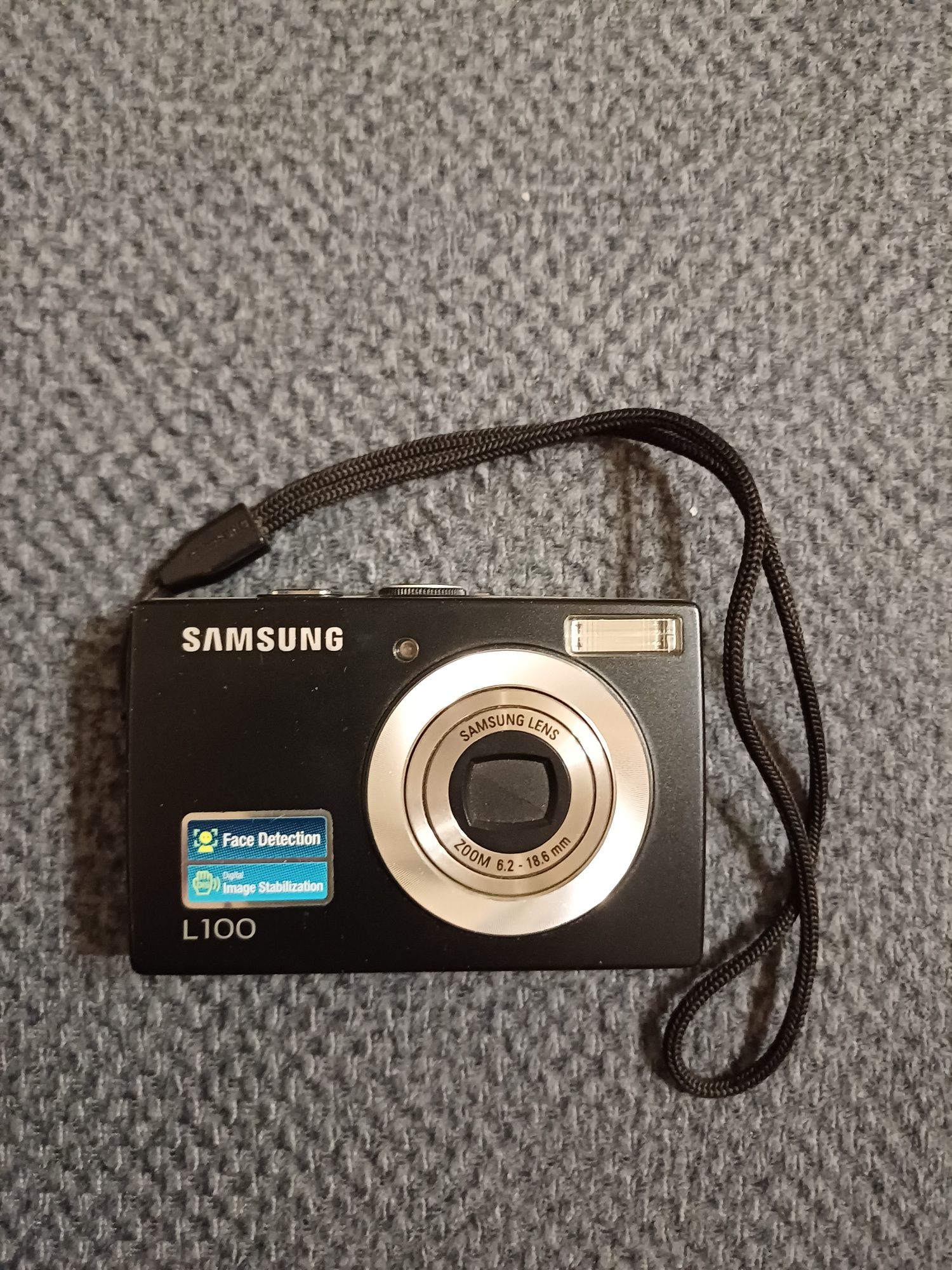 Продам фотоаппарат Samsung 100