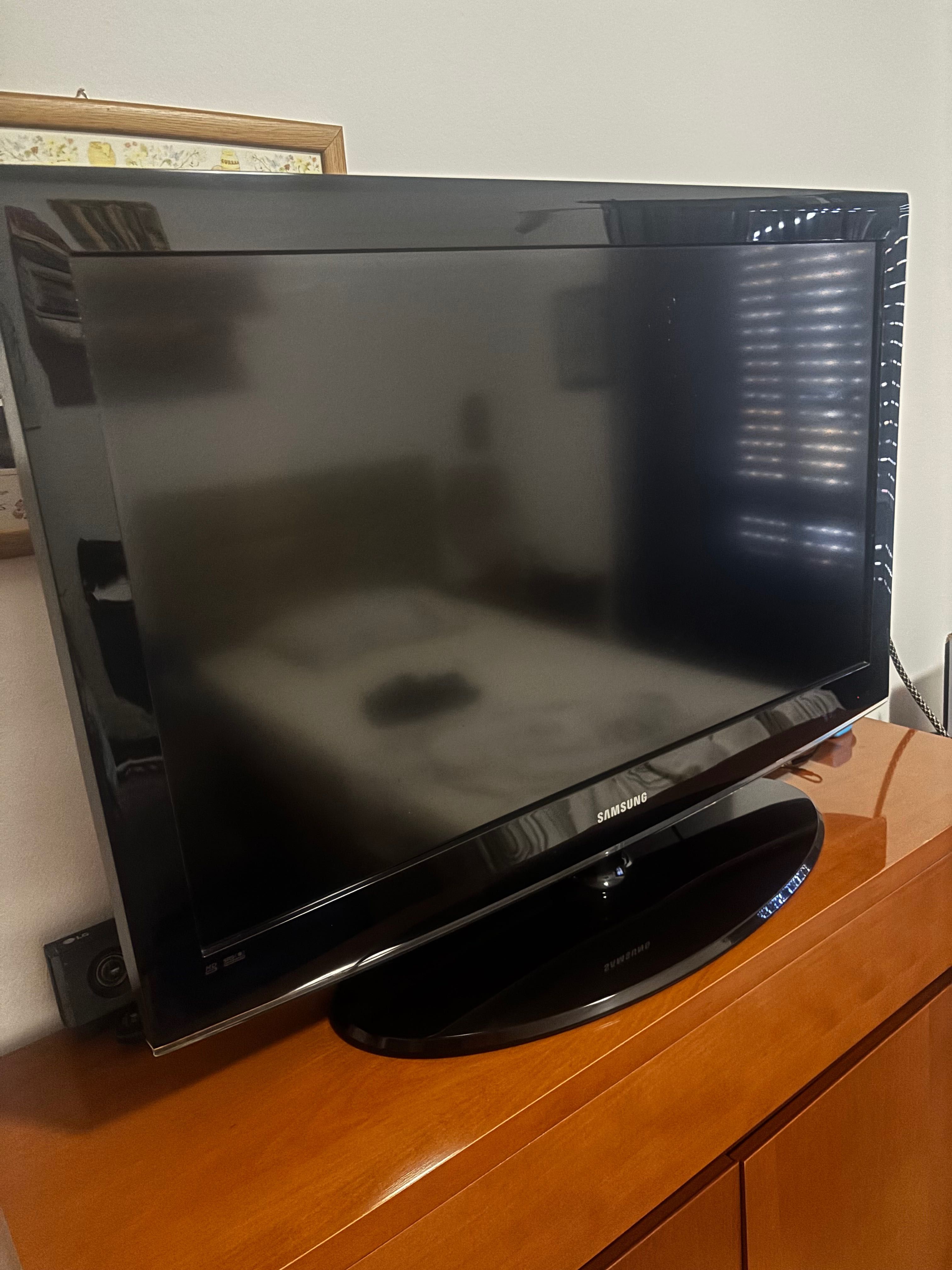 Vendo televisão 40 polegadas