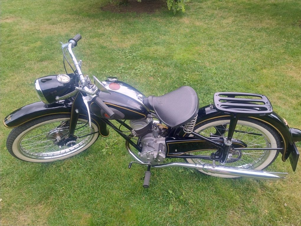 Motocykl Adler M100