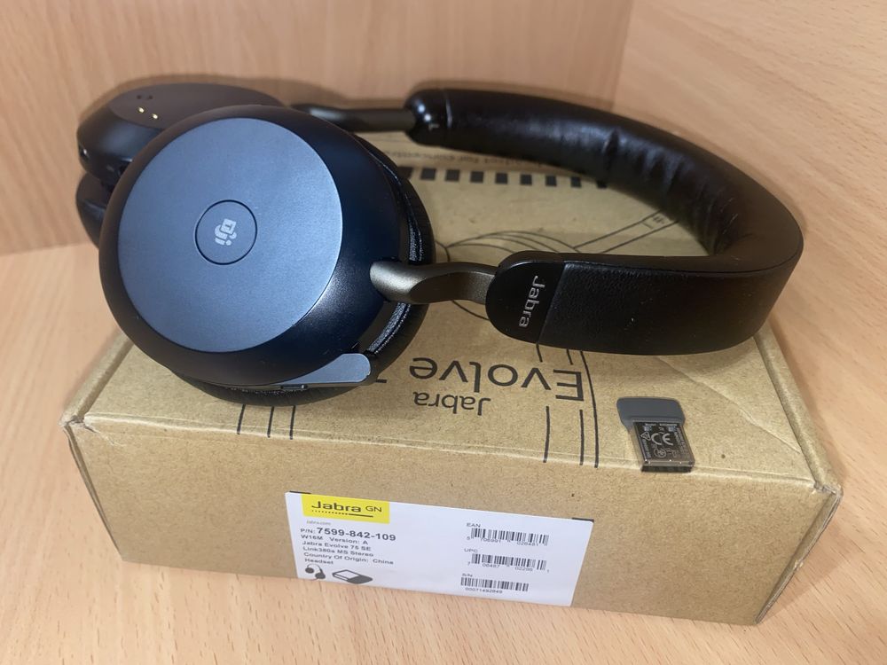 Продам нові навушники Jabra Evolve2 75, Link380a MS Stereo Stand.УЦІНК