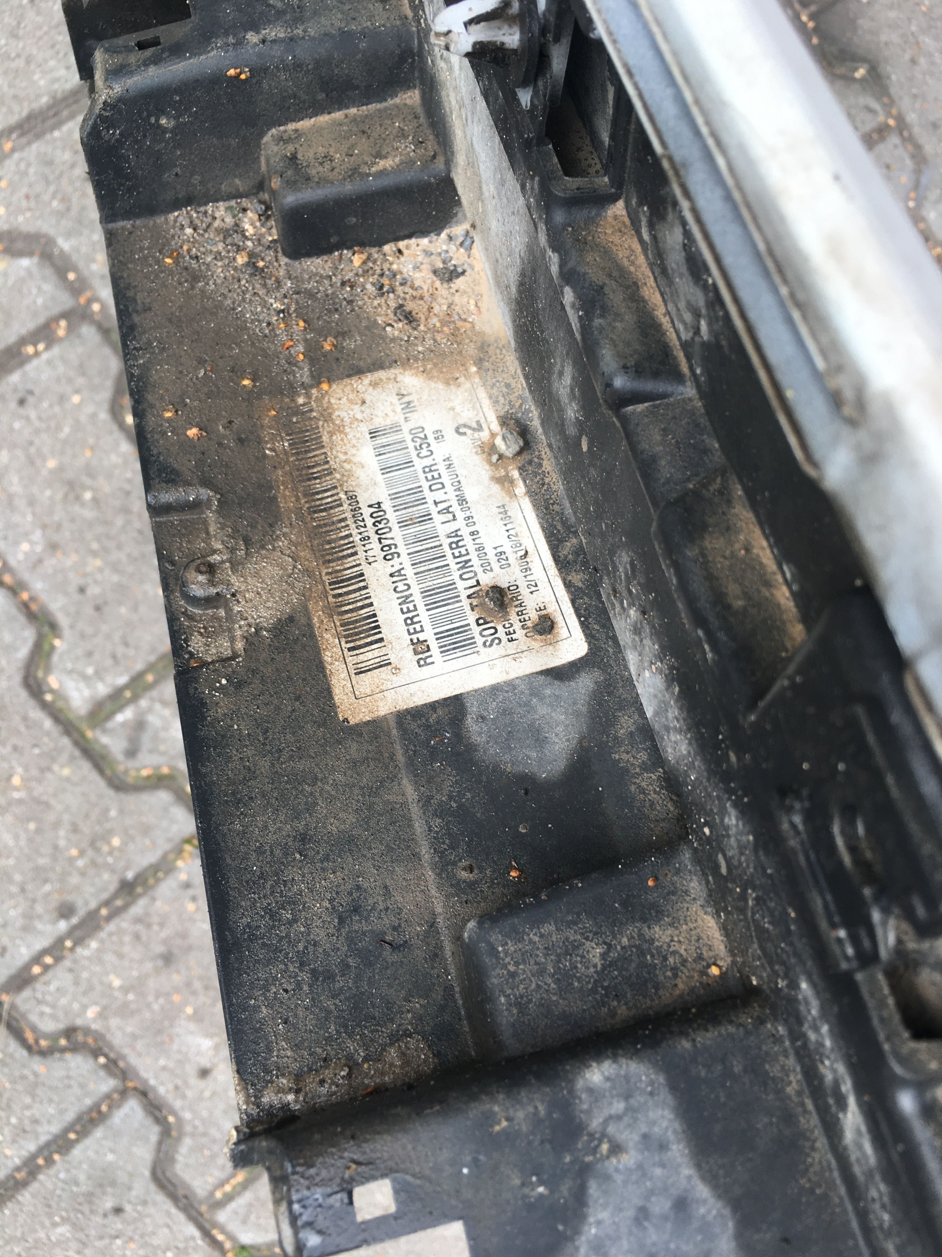 Próg prawy nakładka listwa Ford Kuga MK2 lift