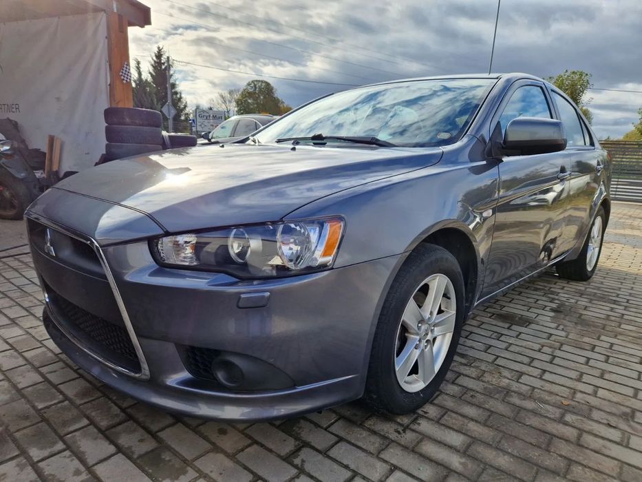 Mitsubishi Lancer Tani, 1.8ben. drobne uszkodzenie!