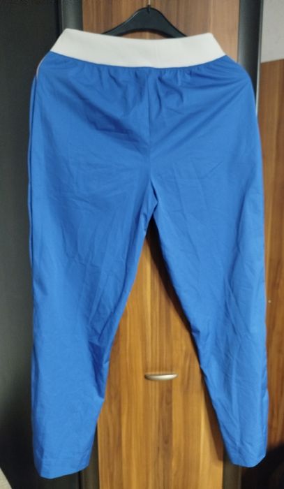 Spodnie sportowe męskie Nike rozmiar M stan idealny