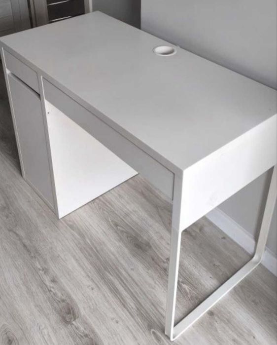 Biurko Ikea micky biale z krzeselkiem ikea