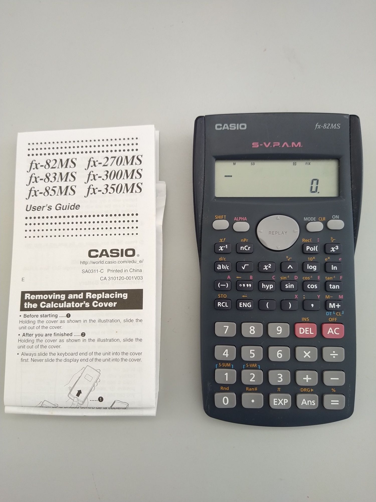 Calculadora Científica Casio fx-82MS