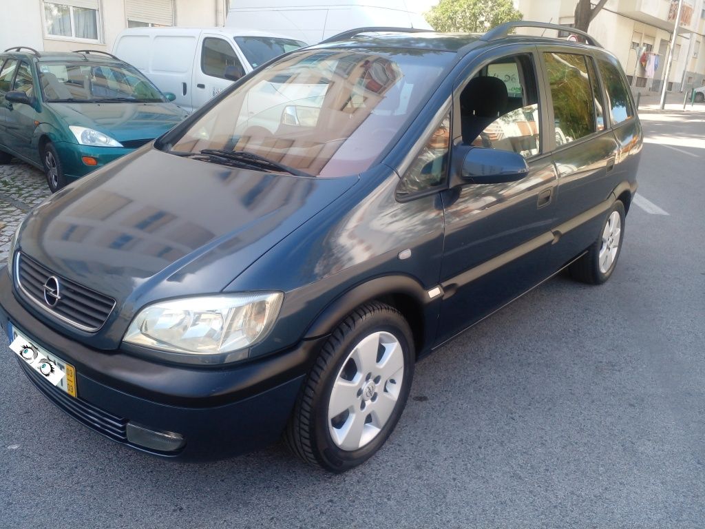 Vendo Opel Zafira motor 2.2 um dono bom estado 125cv mês 3 de 2003